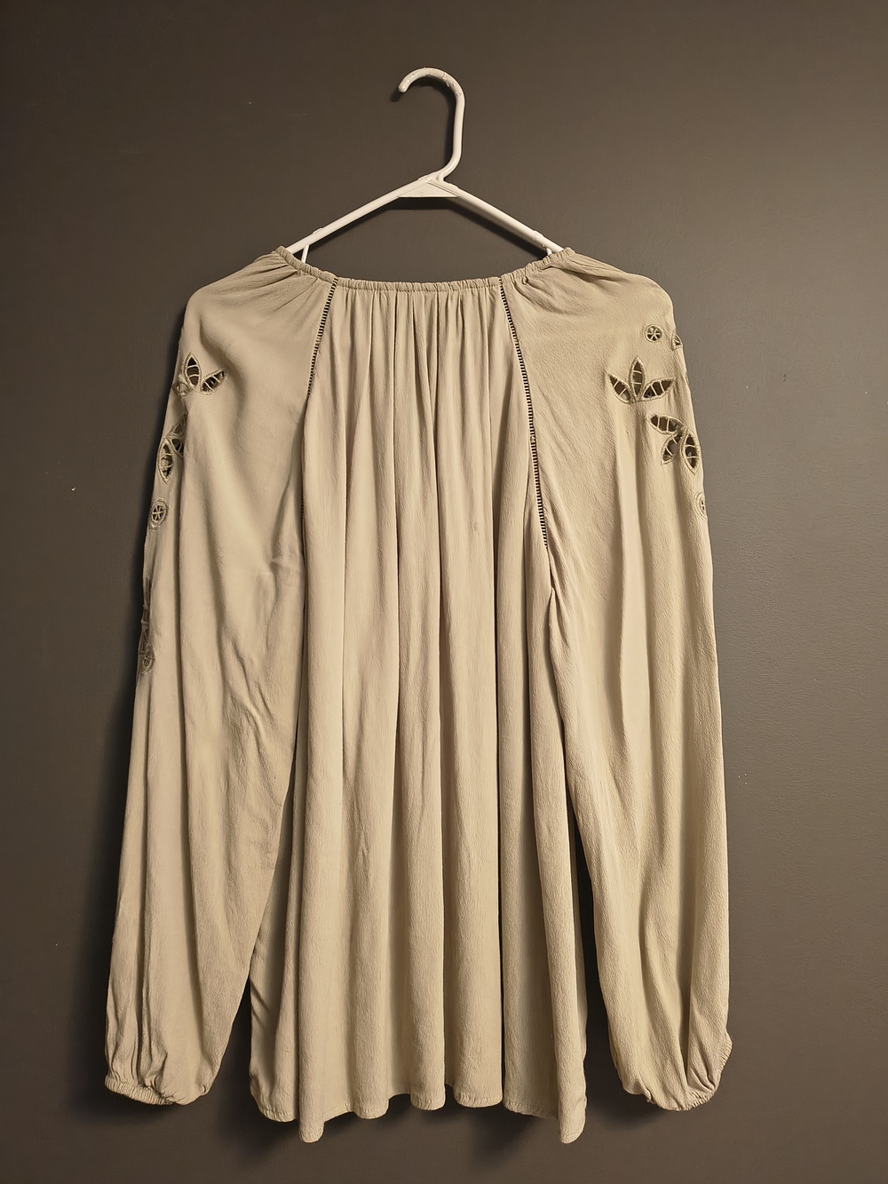 Crochet-Sleeve Cream Peasant Tunic - Lightweight Boho Top - Picture 2 of 4